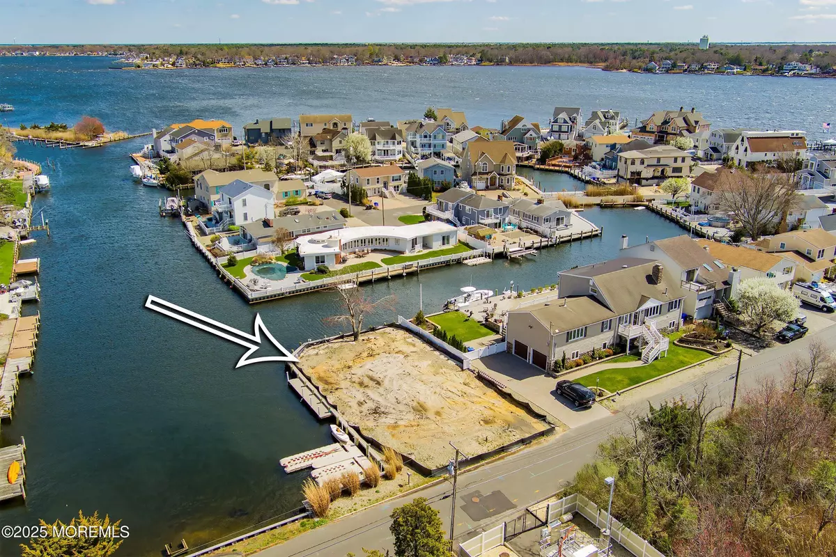 Brick, NJ 08724,5 Island Drive