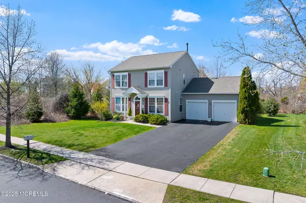 East Windsor, NJ 08520,14 Strathmore Way