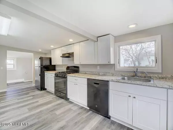 Keyport, NJ 07735,43 Fulton Street