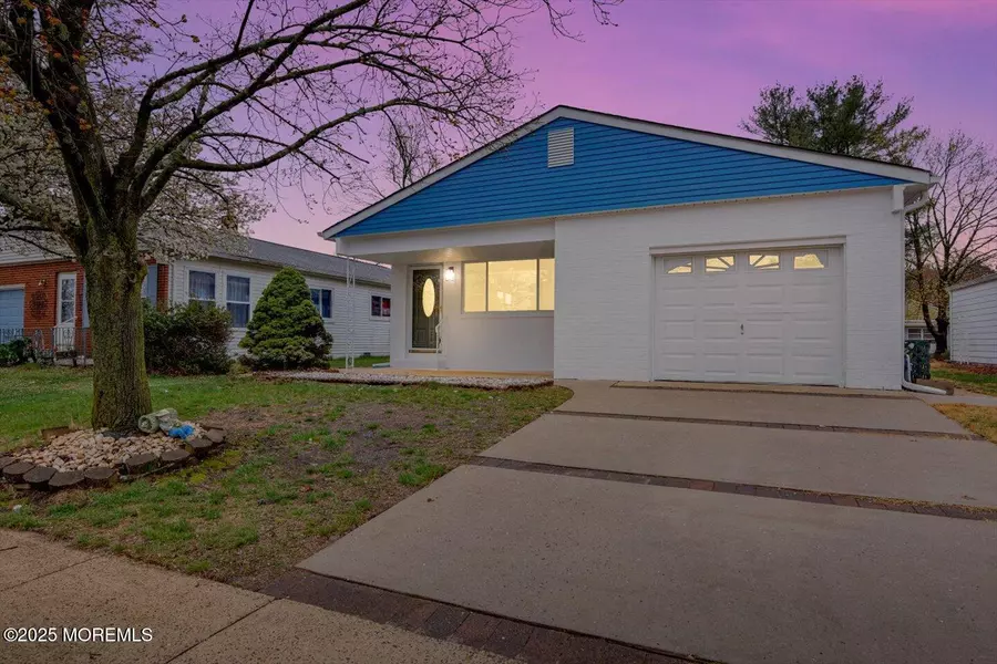 101 Torrey Pines Drive, Toms River, NJ 08757