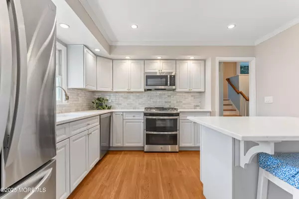 Fair Haven, NJ 07704,195 Prospect Avenue