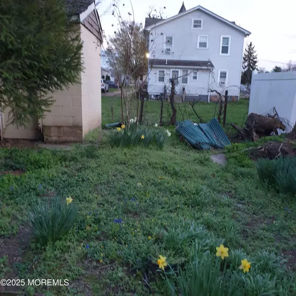 Red Bank, NJ 07701,167 River Street