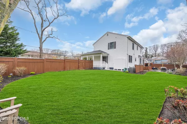 Bay Head, NJ 08742,1320 Bay Avenue