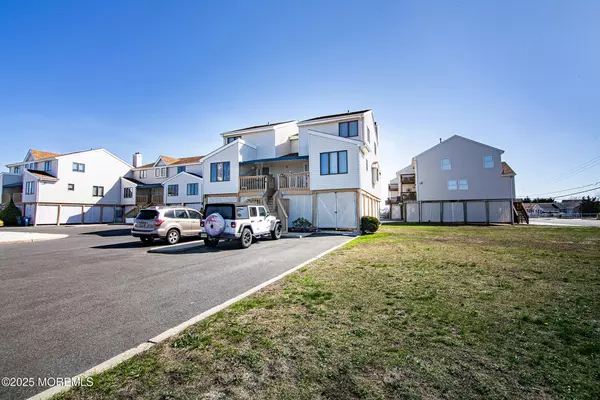 15 W Playhouse Drive #21, Little Egg Harbor, NJ 08087