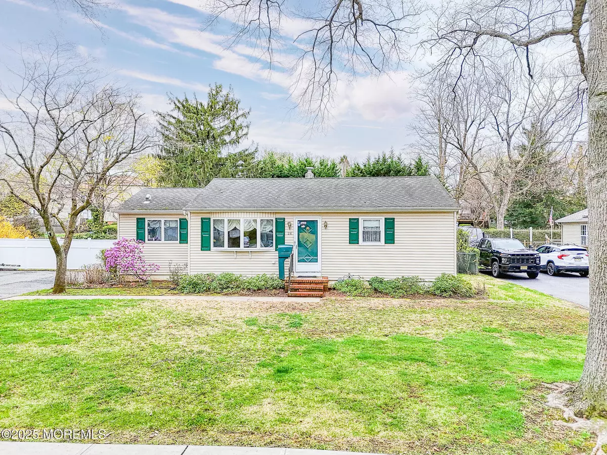 Shrewsbury Boro, NJ 07702,26 N Park Avenue