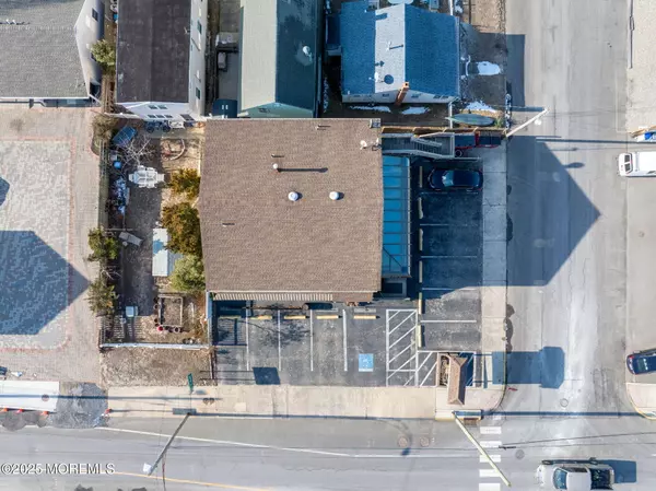 Ship Bottom, NJ 08008,605 Long Beach Boulevard