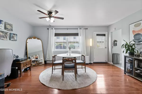 Eatontown, NJ 07724,84 White Street #B