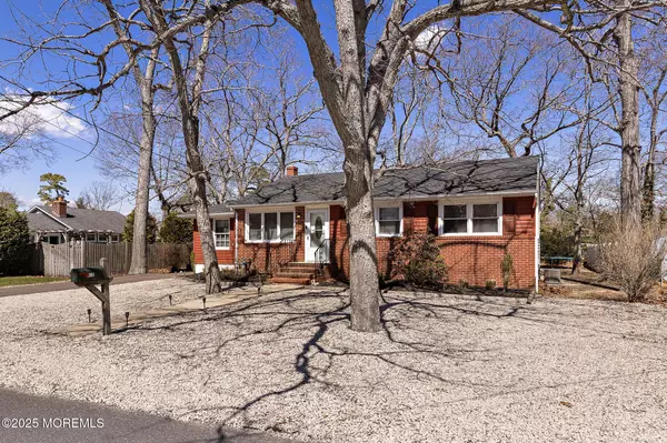 Pine Beach, NJ 08741,412 Prospect Avenue