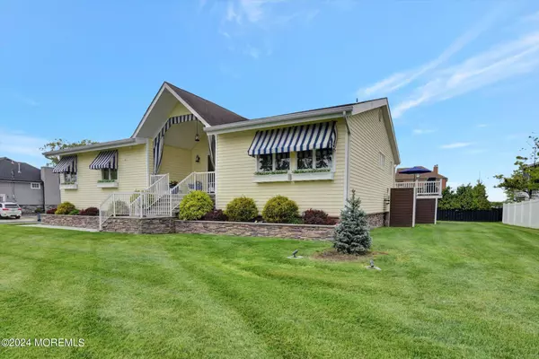 Oceanport, NJ 07757,508 Port Au Peck Avenue