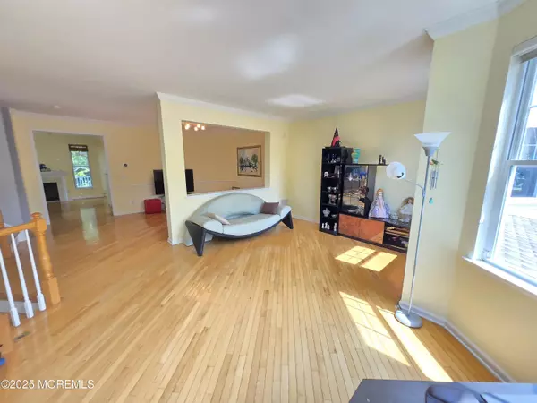 South Amboy, NJ 08879,3 Great Beds Way