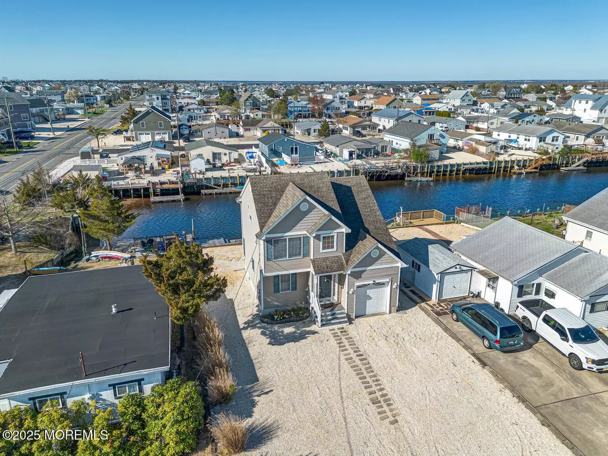 Little Egg Harbor, NJ 08087,3 Cranbury Lake Drive
