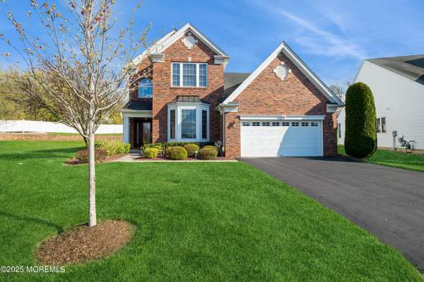 9 Memorial Court, Monroe, NJ 08831
