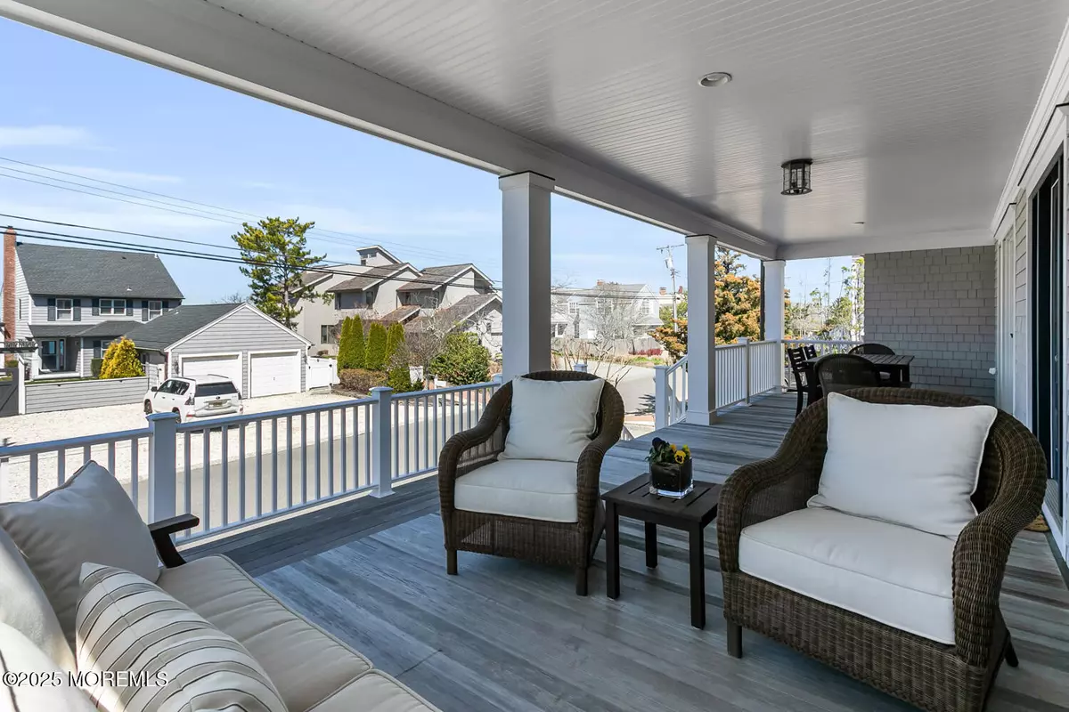 Mantoloking, NJ 08738,1039 Barnegat Lane