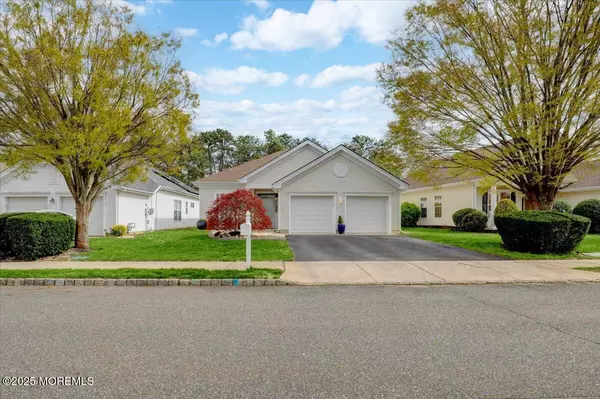 Lakewood, NJ 08701,18 Greensprings Drive