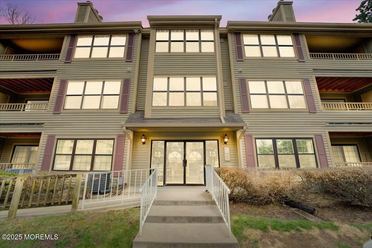 Helmetta, NJ 08828,1311 Stoneridge Circle #1311