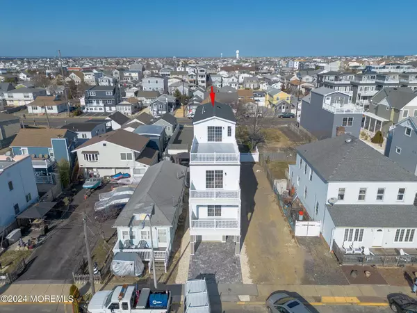 Seaside Heights, NJ 08751,322 Lincoln Avenue