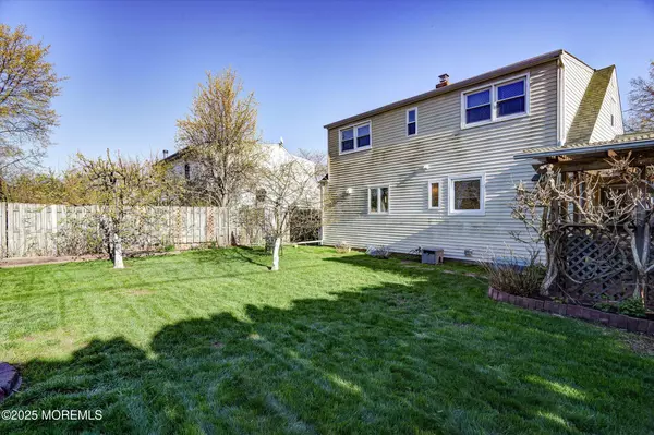 Edison, NJ 08817,57 Duley Avenue