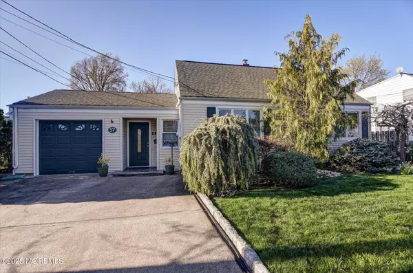 Edison, NJ 08817,57 Duley Avenue