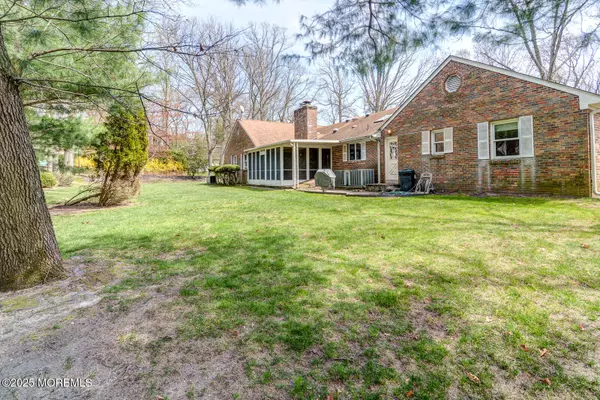 Ocean Twp, NJ 07712,9 Mahoras Drive