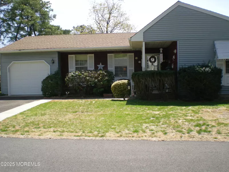 24 Dartmouth Street #61, Whiting, NJ 08759