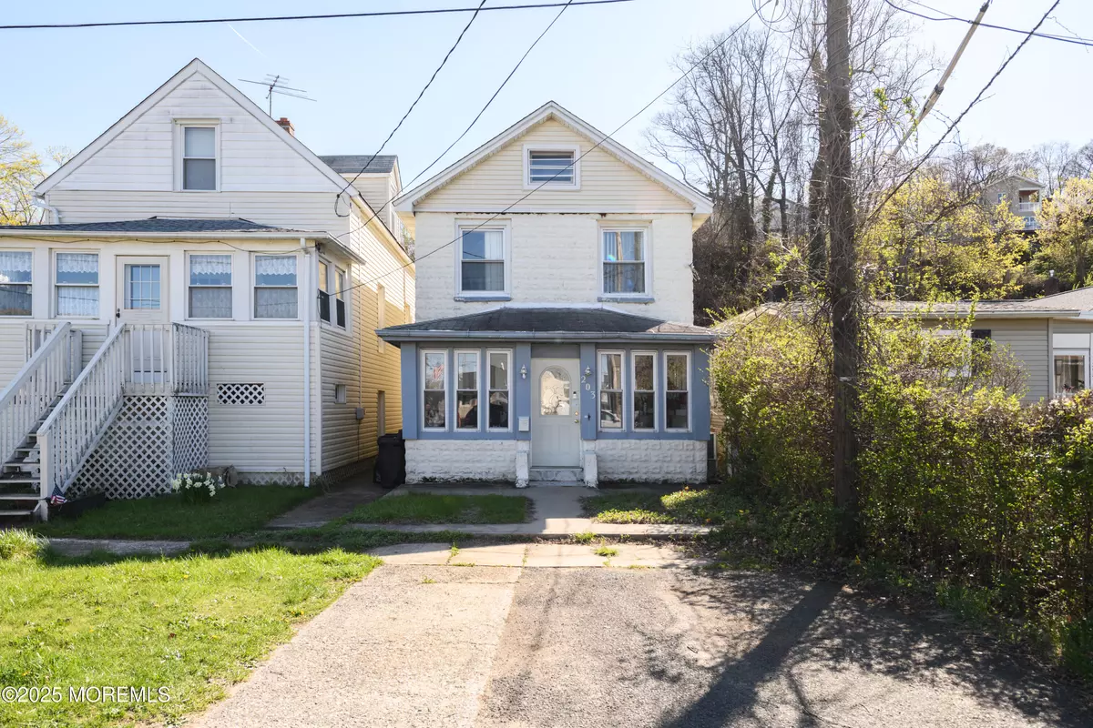 Highlands, NJ 07732,203 Shore Drive