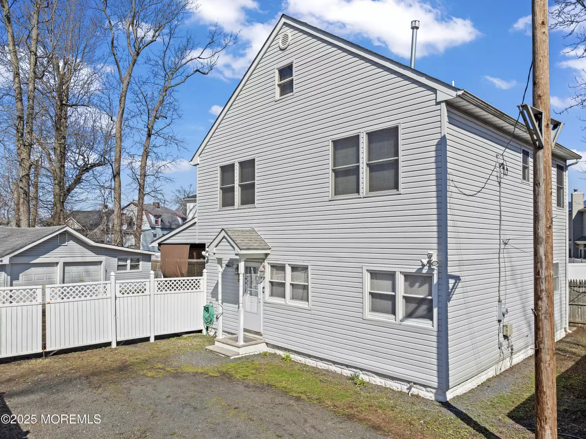 Keansburg, NJ 07734,15 Cottage Place
