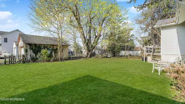 Elberon, NJ 07740,5 Royal Place