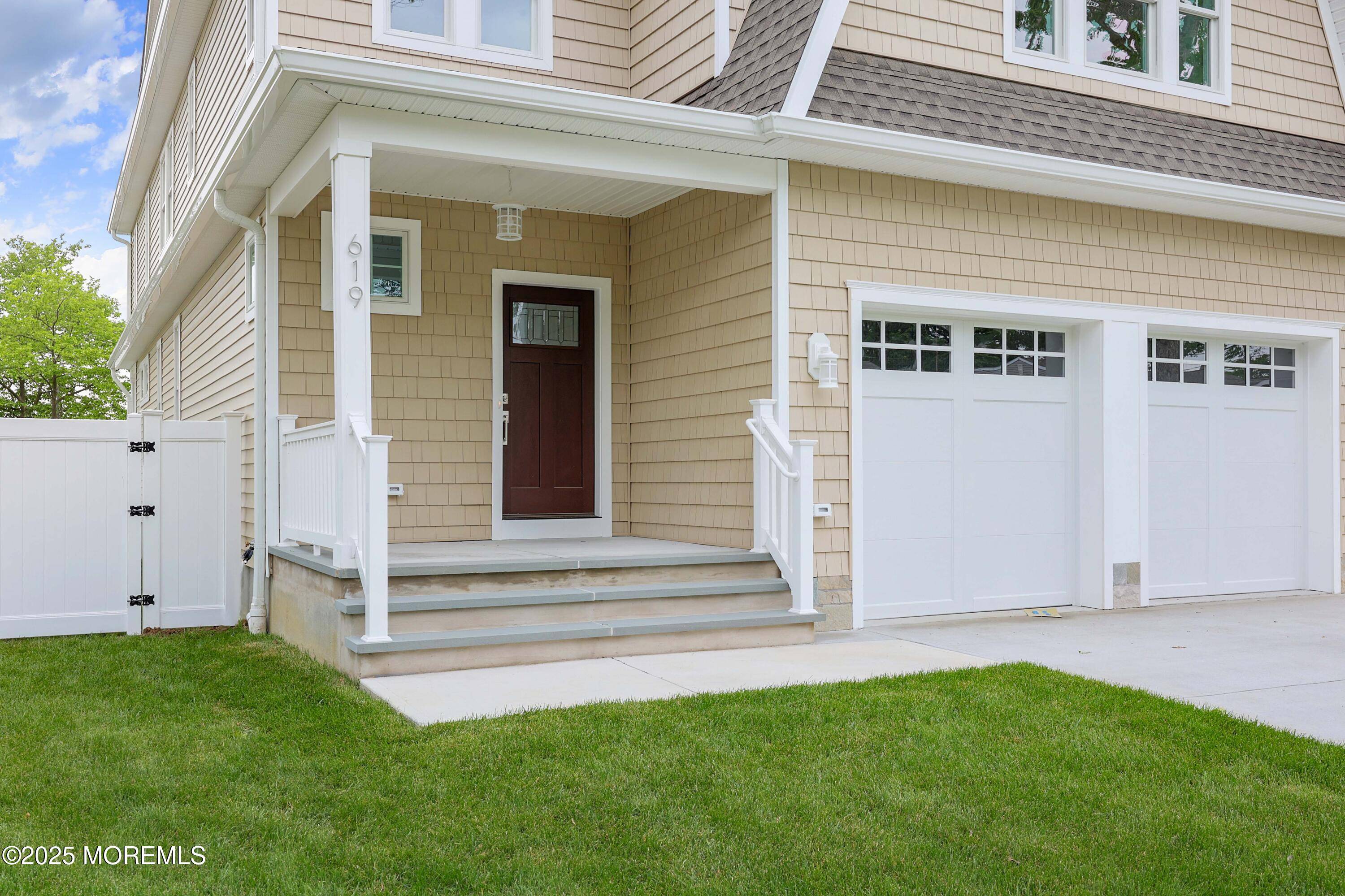Point Pleasant, NJ 08742,619 Mistletoe Avenue