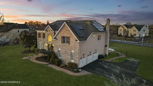 Freehold, NJ 07728,5 Courtney Court