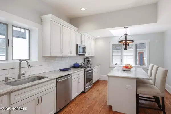 Red Bank, NJ 07701,59 Peters Place