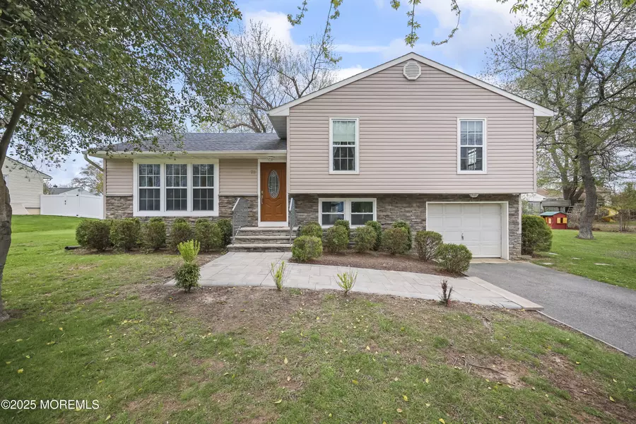 28 Ash Drive, Neptune Township, NJ 07753