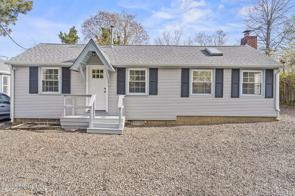 Toms River, NJ 08753,1626 Whittier Avenue