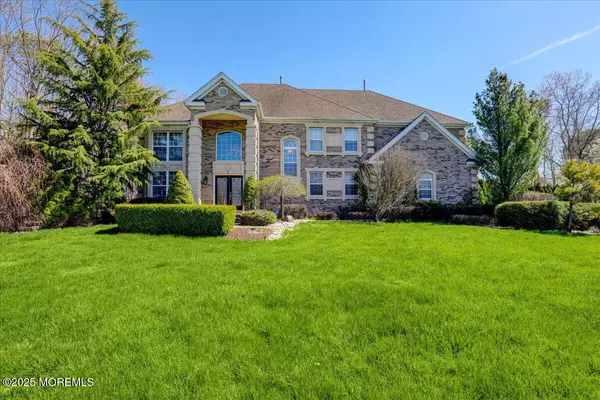 Jackson, NJ 08527,17 Woods Edge Drive