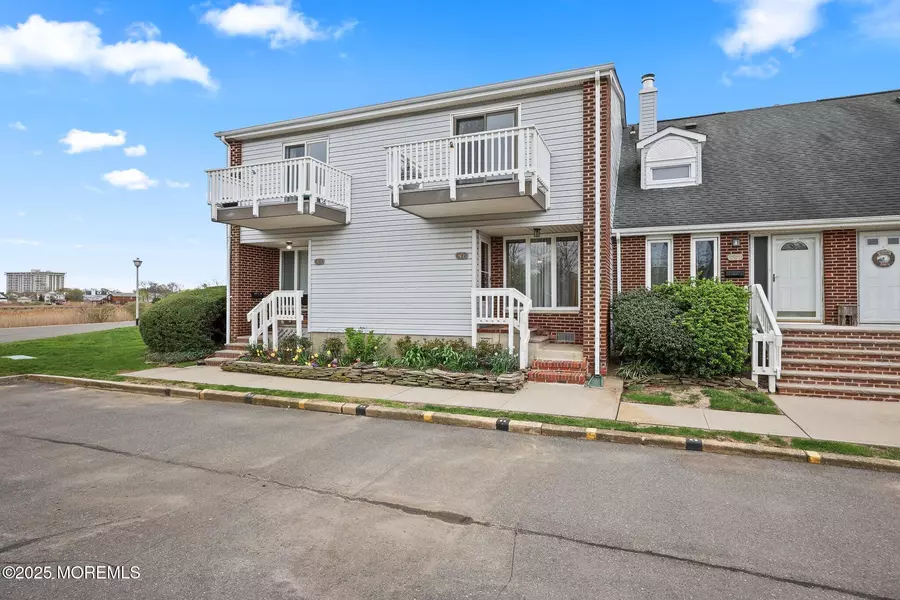 25 Meadow Avenue #84, Monmouth Beach, NJ 07750