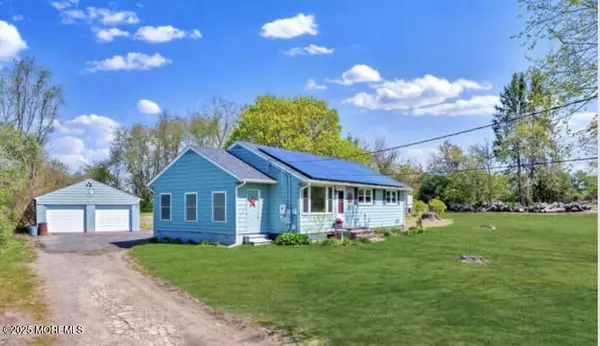 Cream Ridge, NJ 08514,892 Monmouth Road