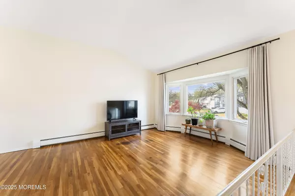 Fords, NJ 08863,15 Heidi Drive