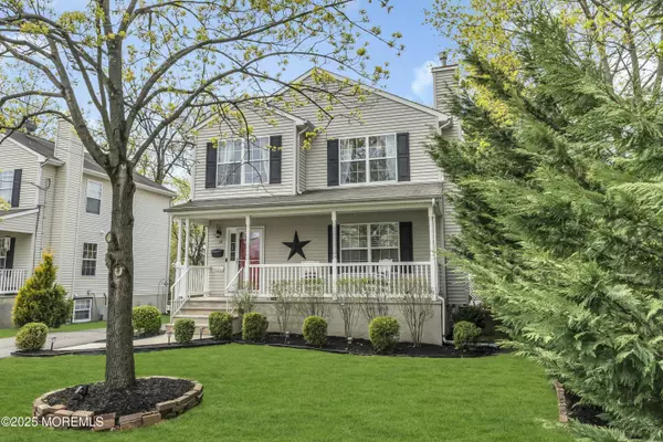 Red Bank, NJ 07701,18 Carmen Place