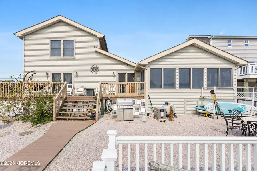 8 N Captain Drive, Little Egg Harbor, NJ 08087