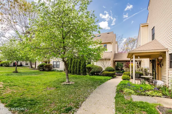 Jackson, NJ 08527,204 Begonia Court