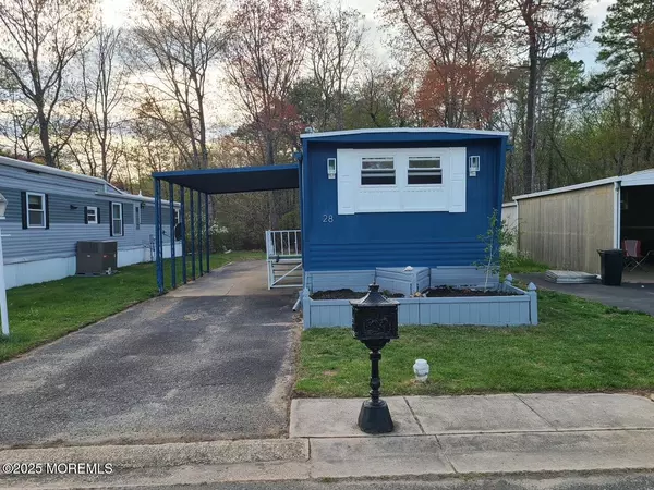 Jackson, NJ 08527,28 Alissa Terrace