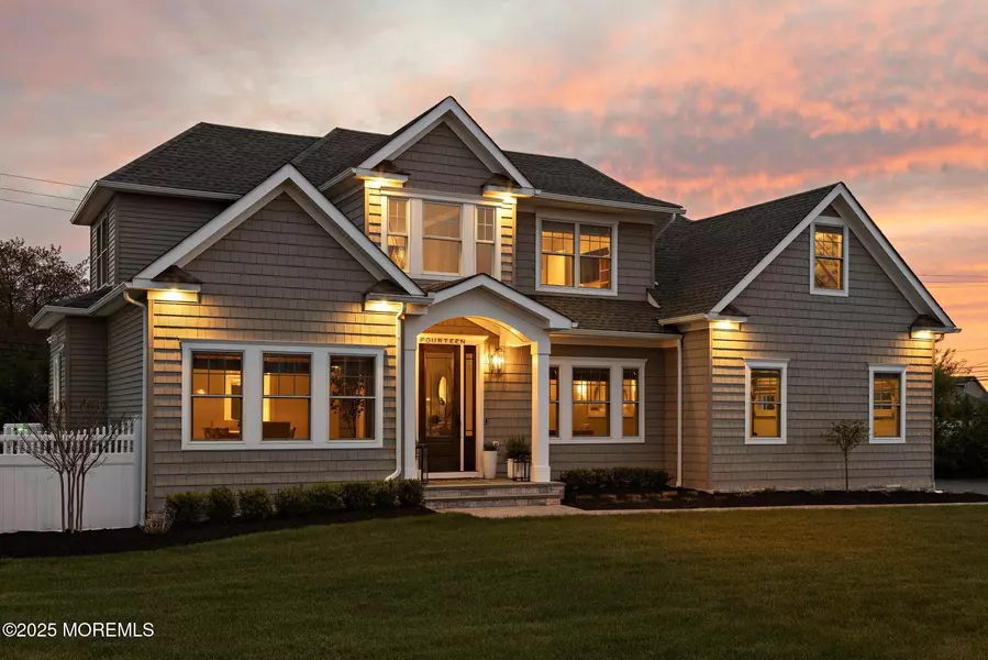 14 Balmer Court, Oceanport, NJ 07757