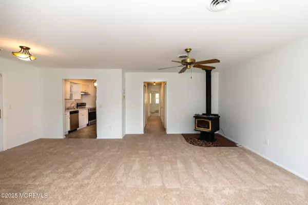 Jackson, NJ 08527,2504 Lexington Court #4