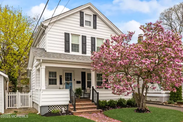 56 Waverly Place, Red Bank, NJ 07701