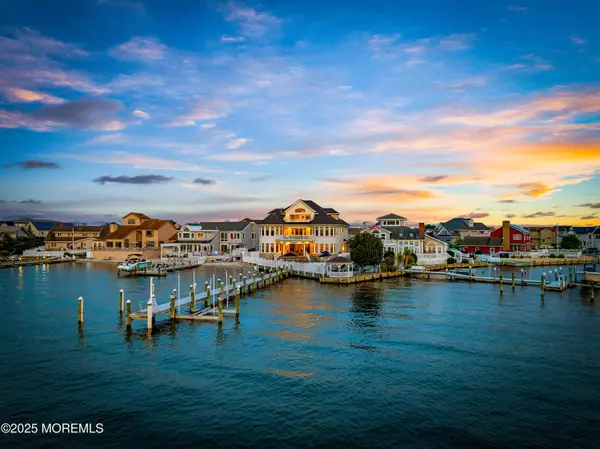 Toms River, NJ 08753,3414 Sandy Place