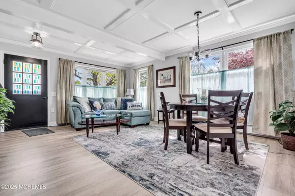 Whiting, NJ 08759,17 Salem Drive