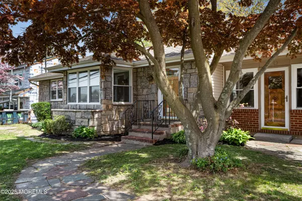 Hazlet, NJ 07730,569 Holmdel Road