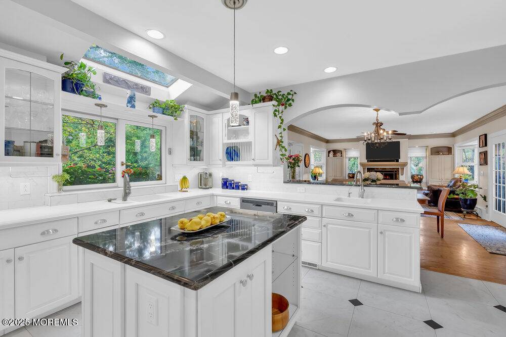 Rumson, NJ 07760,39 Bingham Avenue