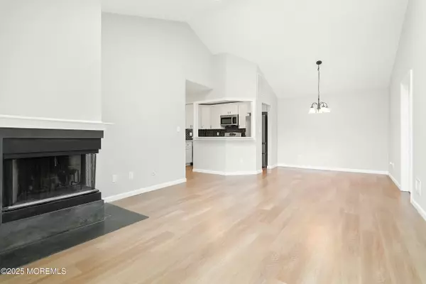 Helmetta, NJ 08828,2212 Candlelight Court #2212