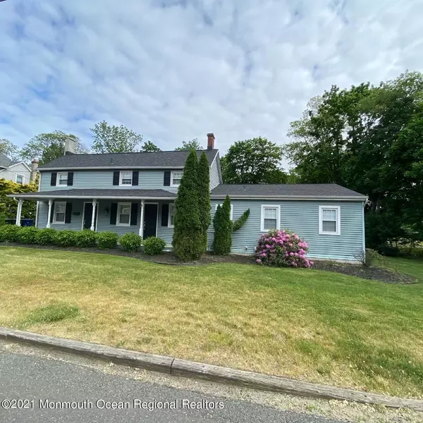 372 Lake Avenue, Oakhurst, NJ 07755