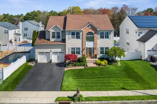 Bayville, NJ 08721,148 Manhattan Avenue